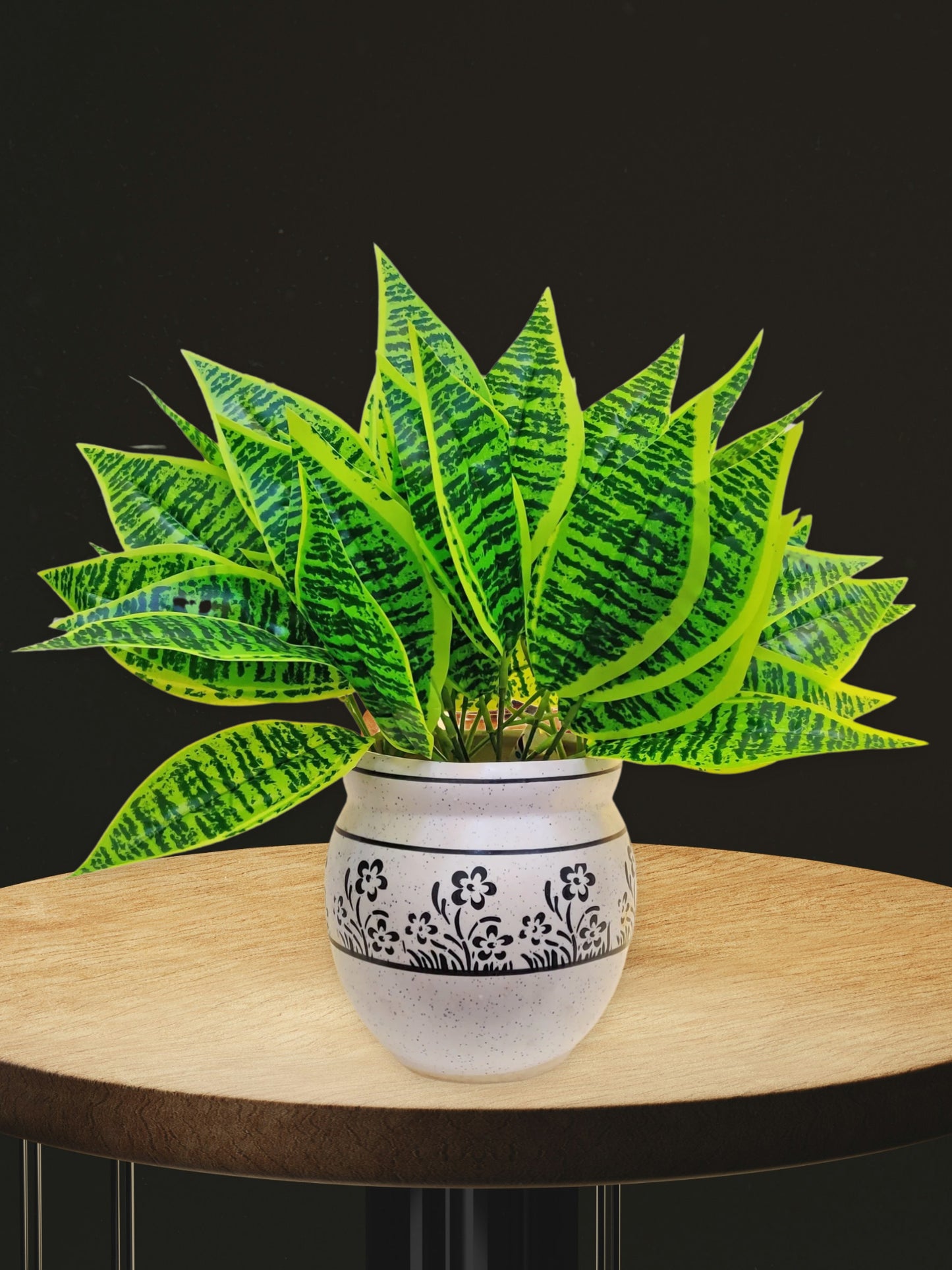ARTSY Evergreen Elegance: Lifelike Artificial Plants for Timeless Interior Decor. Pack of 2 Pieces, Leaf Bunch for Home Decoration, for Vase, Without Vase, Multi
