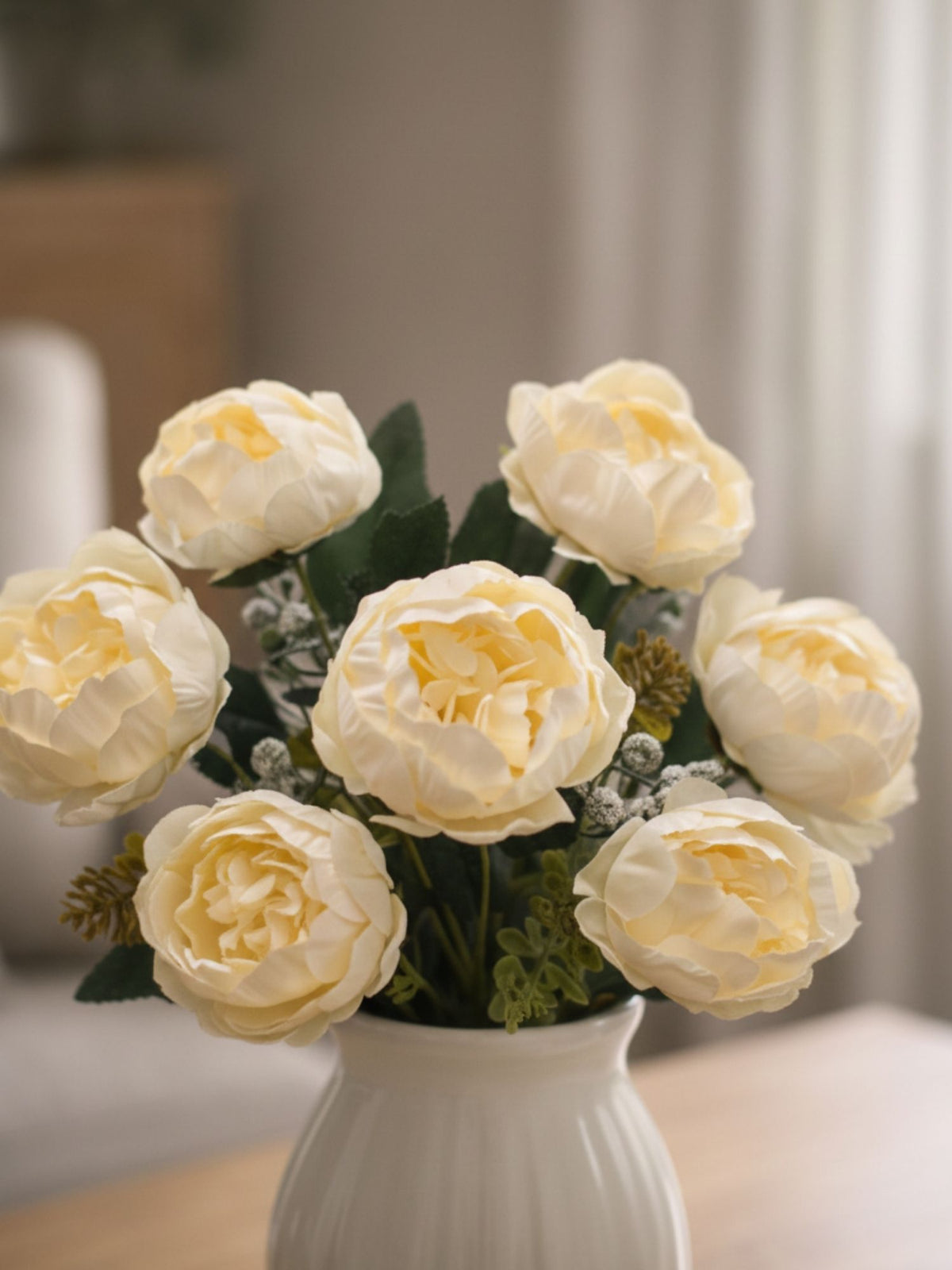 ARTSY Artificial Flower Bunch with Realistic Ranunculus Blooms & Greenery, 35 cm